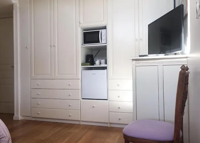 Lovely Independent Mini-apartment In Appartement *
